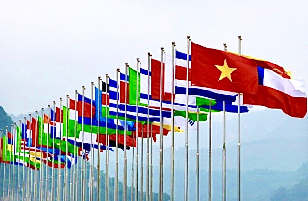 Les contributions de la diplomatie vietnamienne à la défense et au développement national